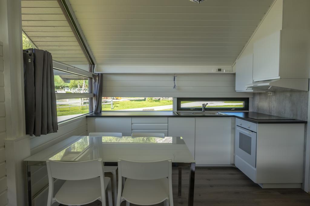 Jolstraholmen Camping Og Hytter Vassenden Esterno foto