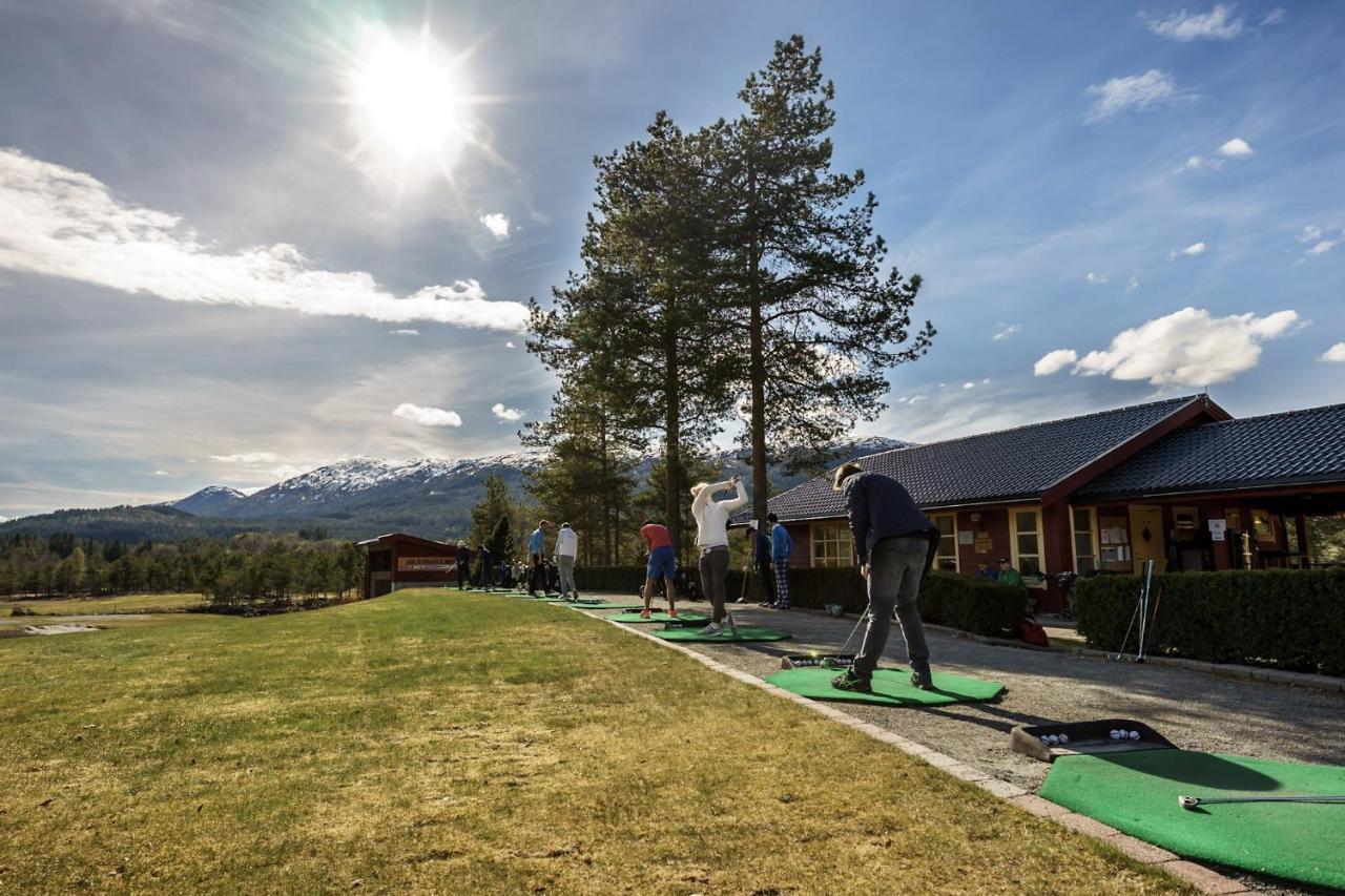 Jolstraholmen Camping Og Hytter Vassenden Esterno foto