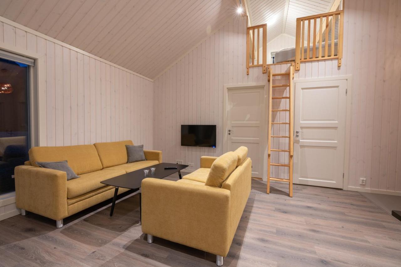 Jolstraholmen Camping Og Hytter Vassenden Esterno foto